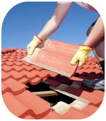 Chantier de couverture réalisé par Artisan JP, couvreur en Charente